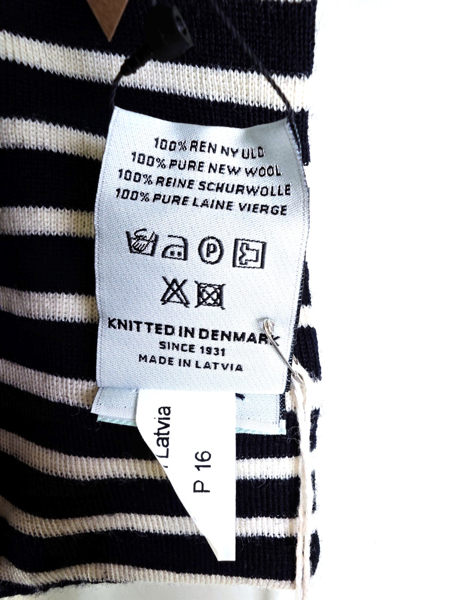 S.N.S Scarf
