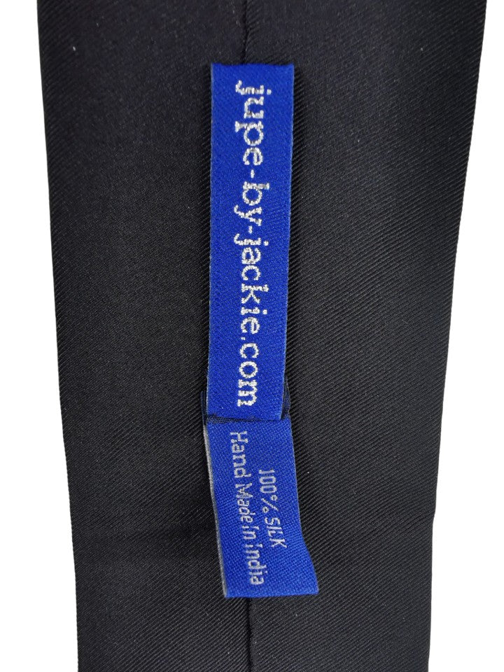 Jupe by Jackie Silk Tie