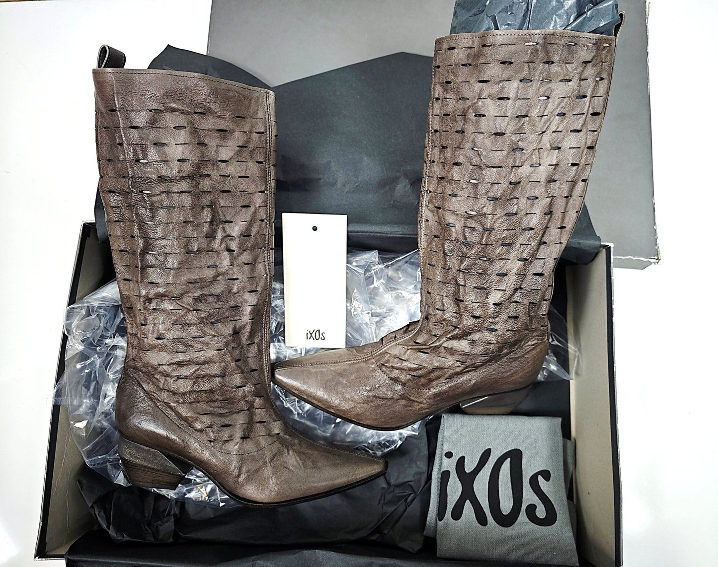Ixos Leather Boots