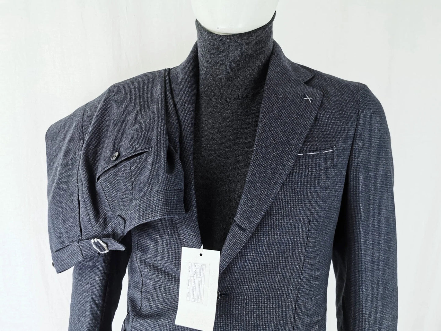 De Petrillo Suit