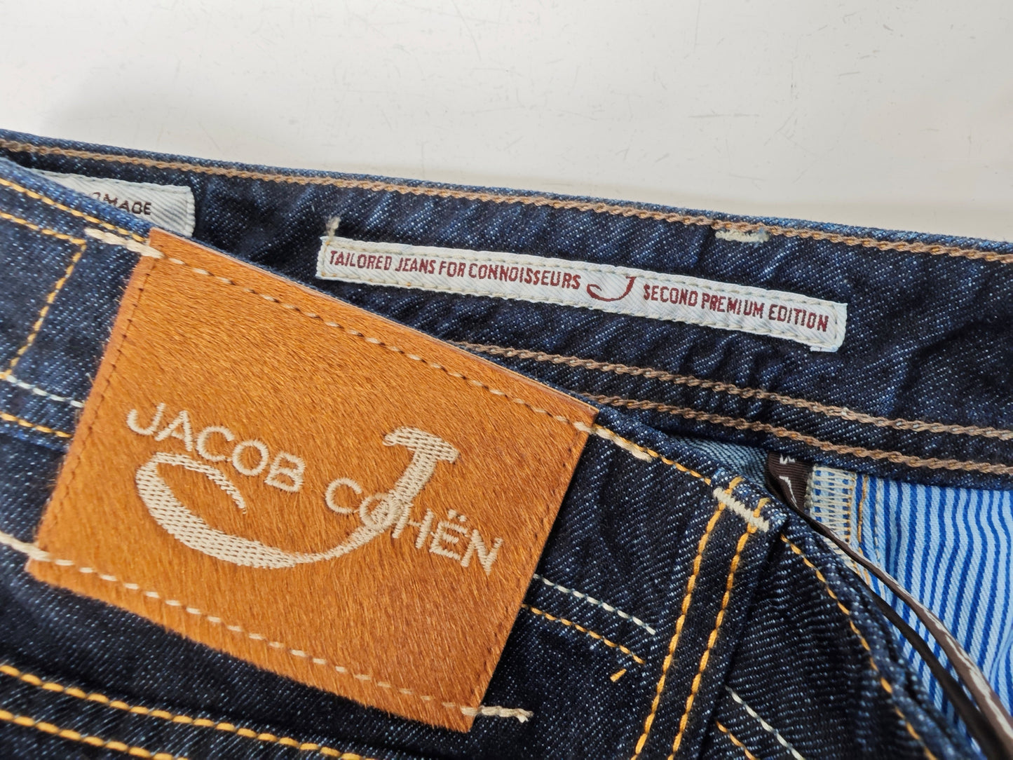 Jacob Cohen 688 Jeans Size 31 fits as 30 NEW