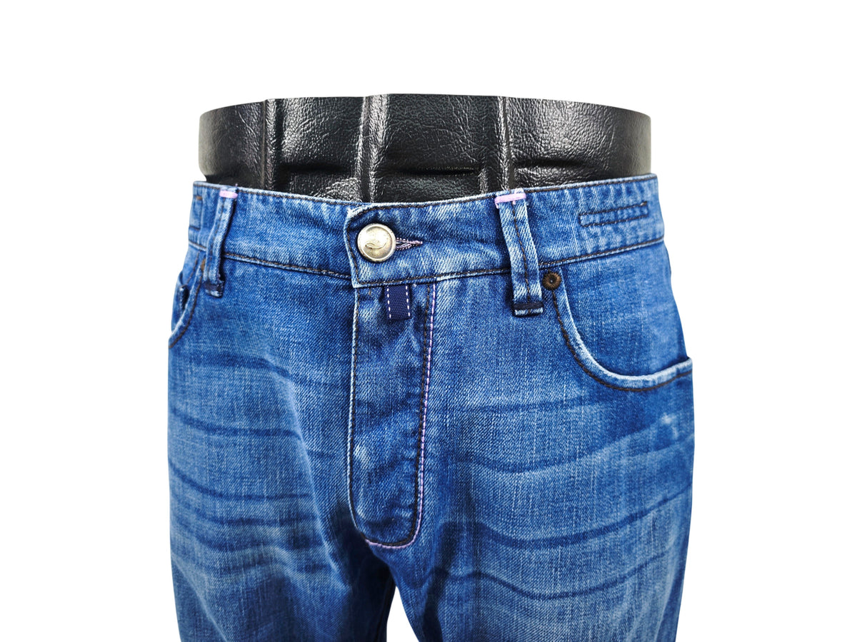 Jacob Cohen 610 Chic Jeans Size 34 fits as 33(waist can be extended)