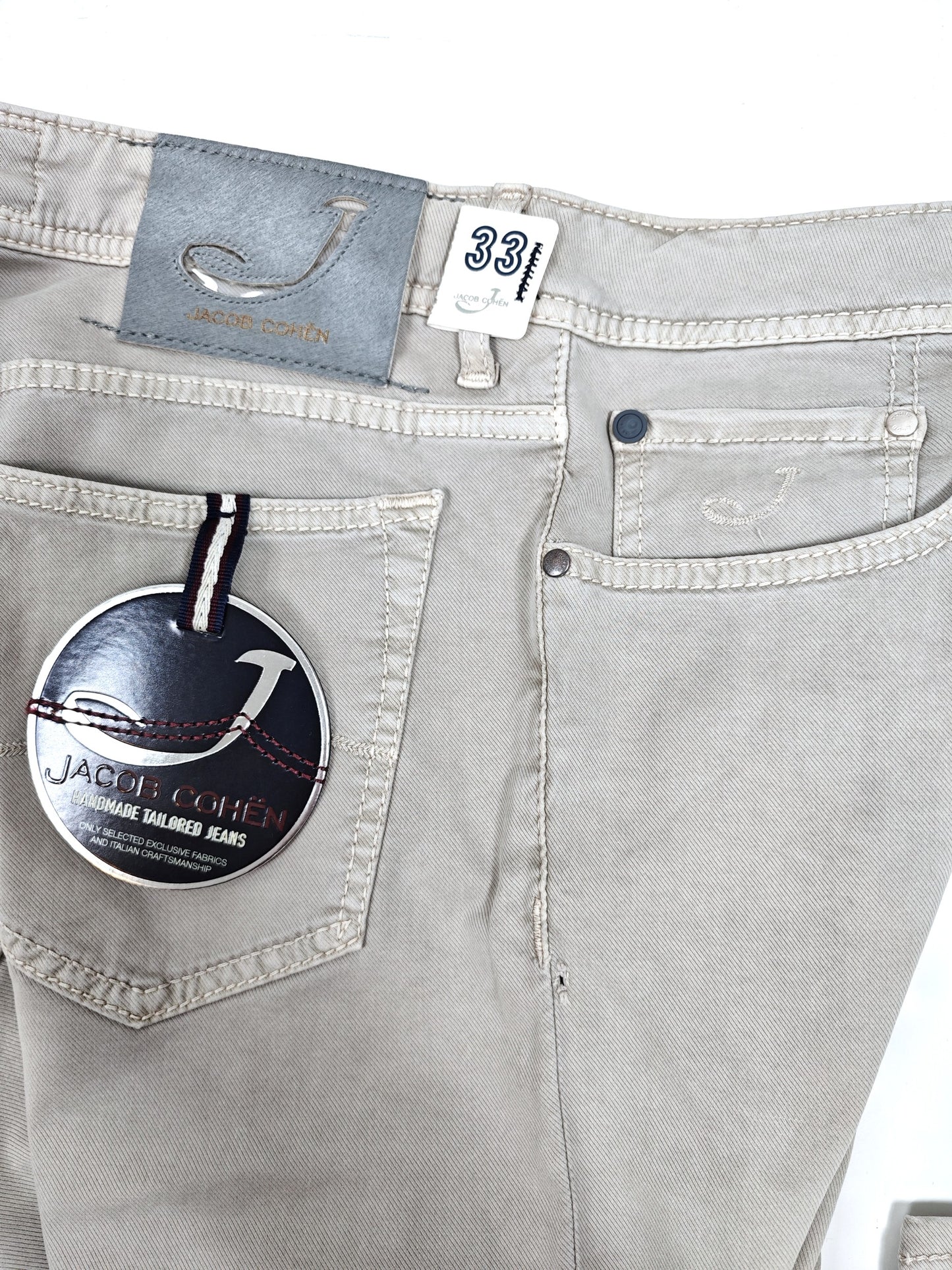 Jacob Cohen 688 Comfort Jeans Size 33, also fits a 32