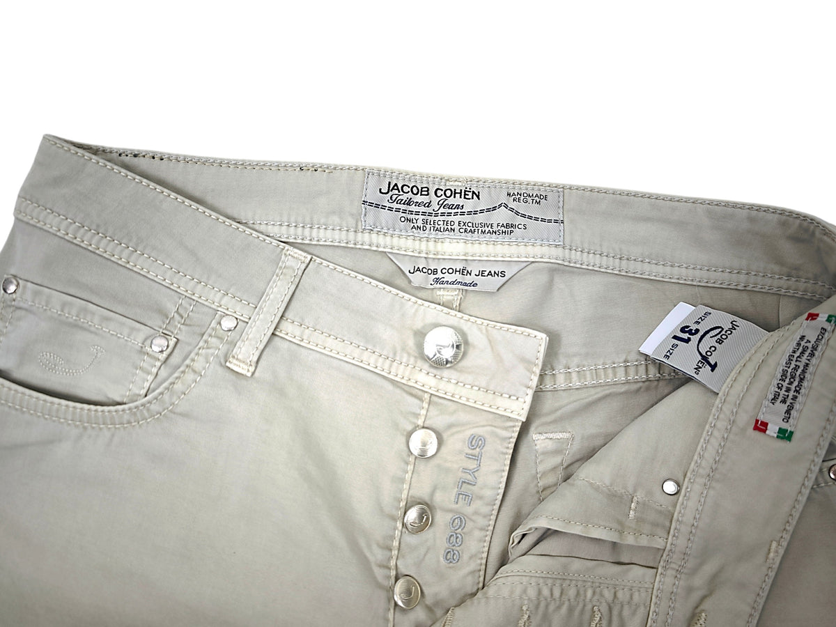 Jacob Cohen 688 Comfort Trousers Size 31 (or 32) with small stains