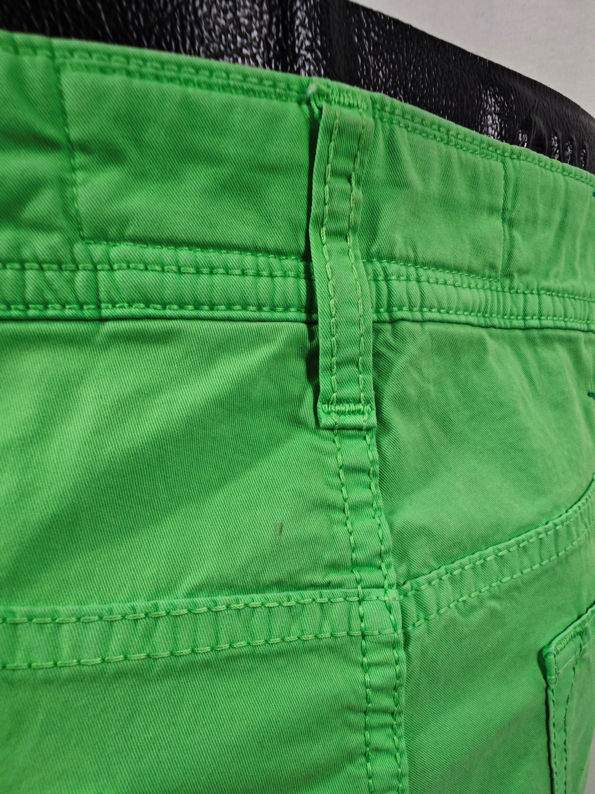 Jacob Cohen 688 Comfort Trousers Size 37 also fit as 38 with 2 mini stains