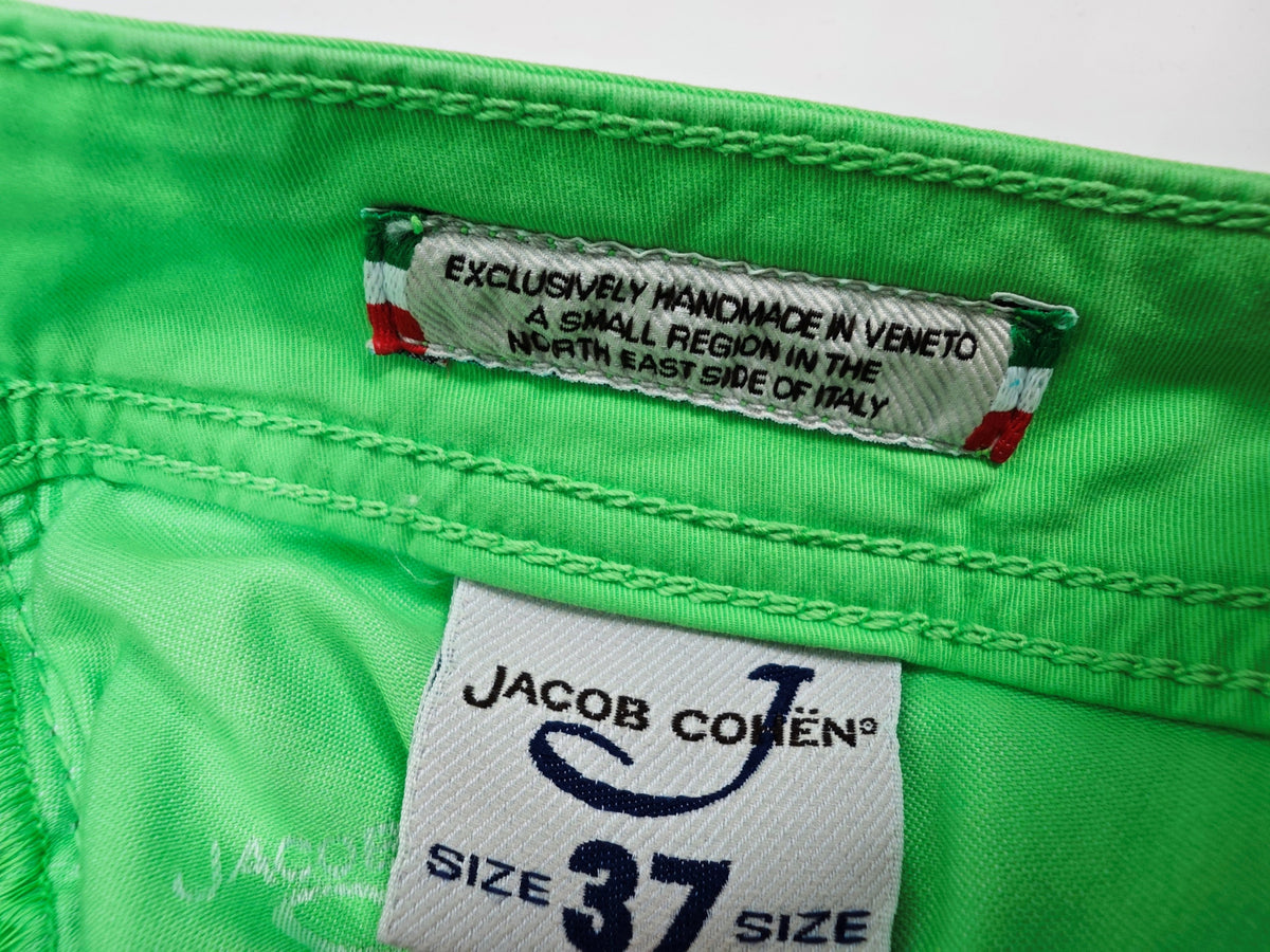 Jacob Cohen 688 Comfort Trousers Size 37 also fit as 38 with 2 mini stains