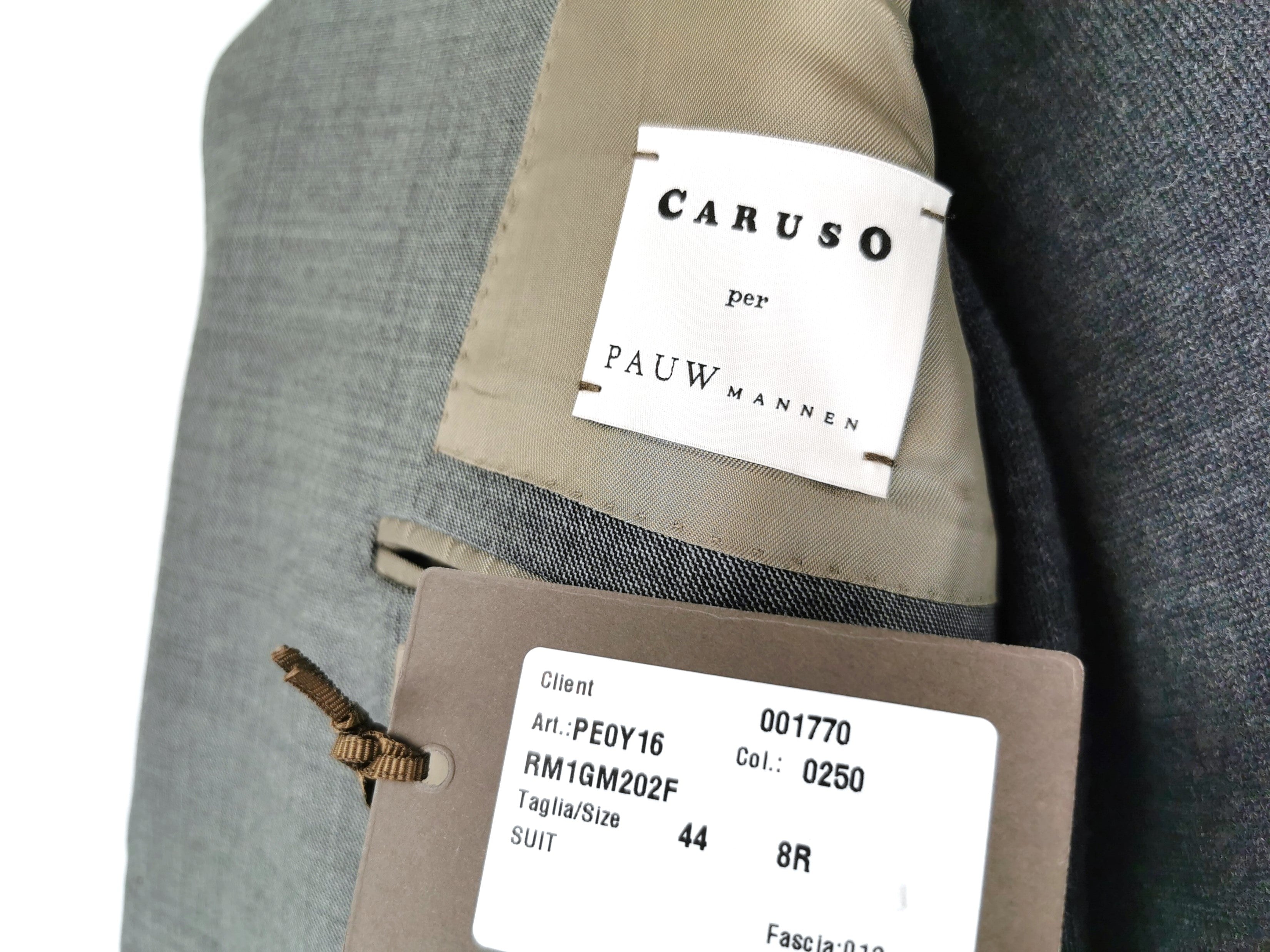 Caruso Suit