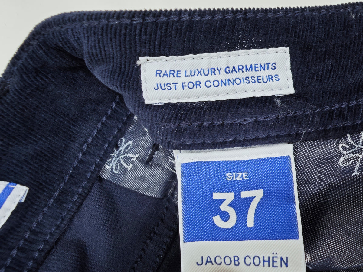 Jacob Cohen Nick Corduroy Jeans size 37 fits as 35