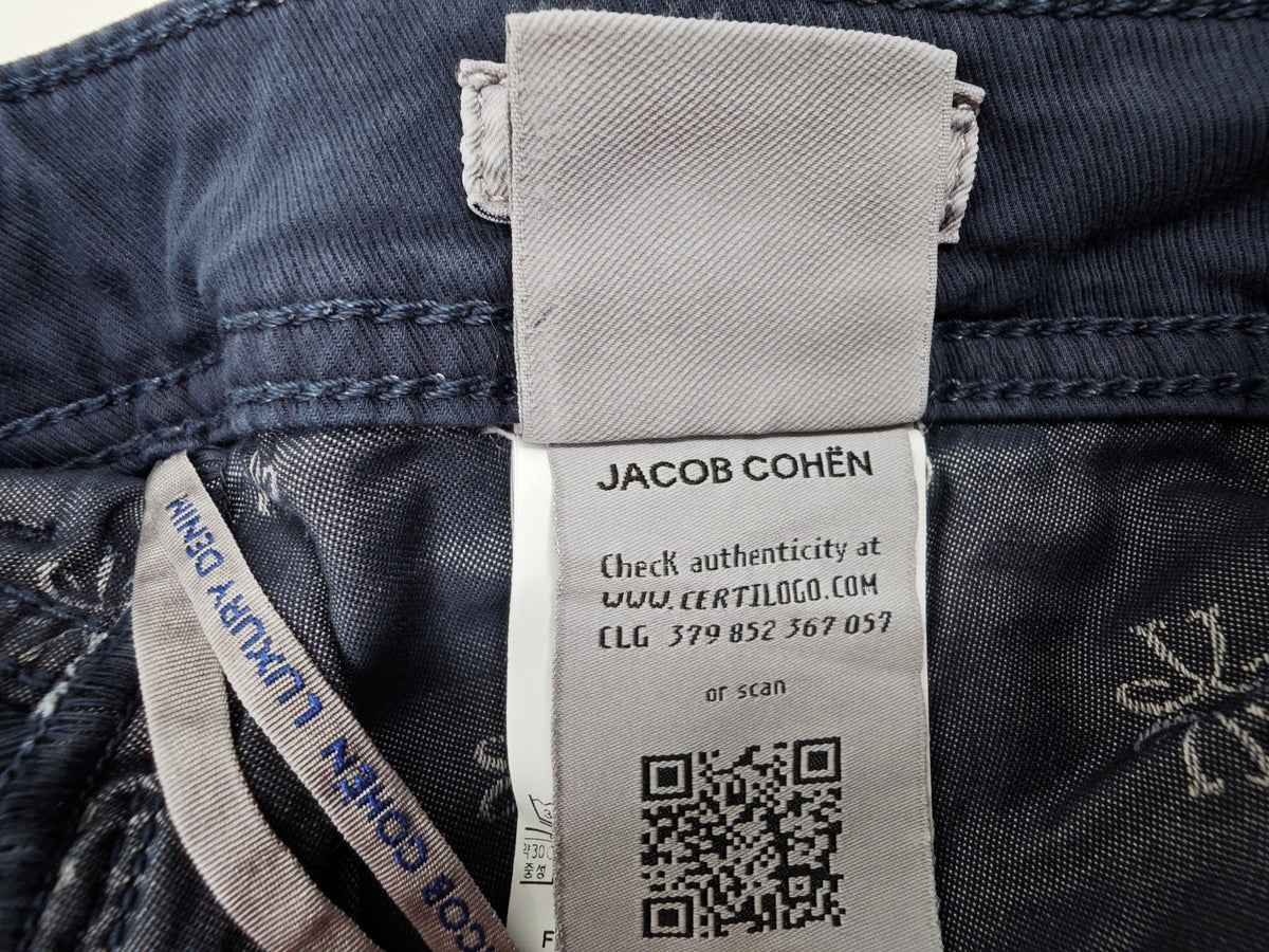 Jacob Cohen Bard Corduroy Jeans / Trousers size 34 fits as 33