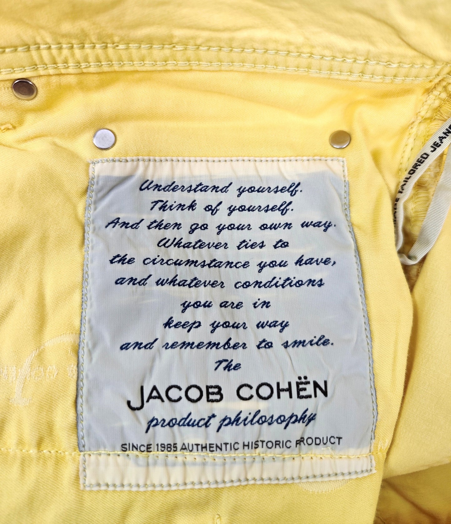 Jacob Cohen 688 Comfort Trousers Size 32