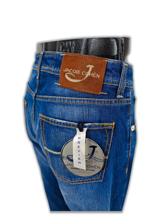 Jacob Cohen 622 Jeans Size 33 might also fits as 32