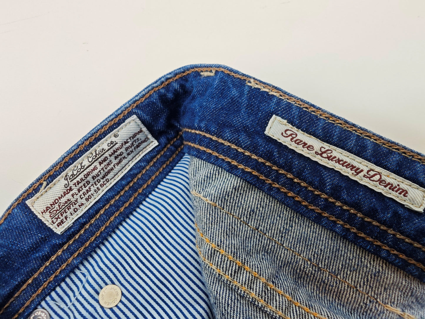 Jacob Cohen 622 Jeans Size 33 might also fits as 32