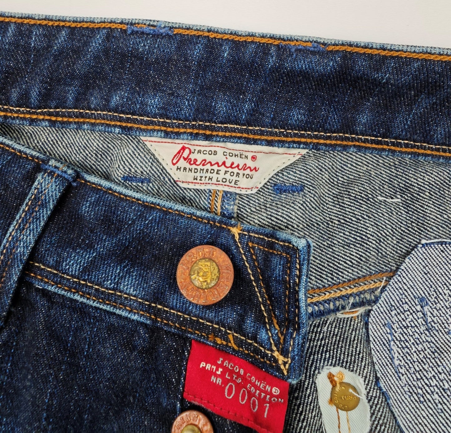 Jacob Cohen PRMJ Jeans Size 33 might also fits as 32