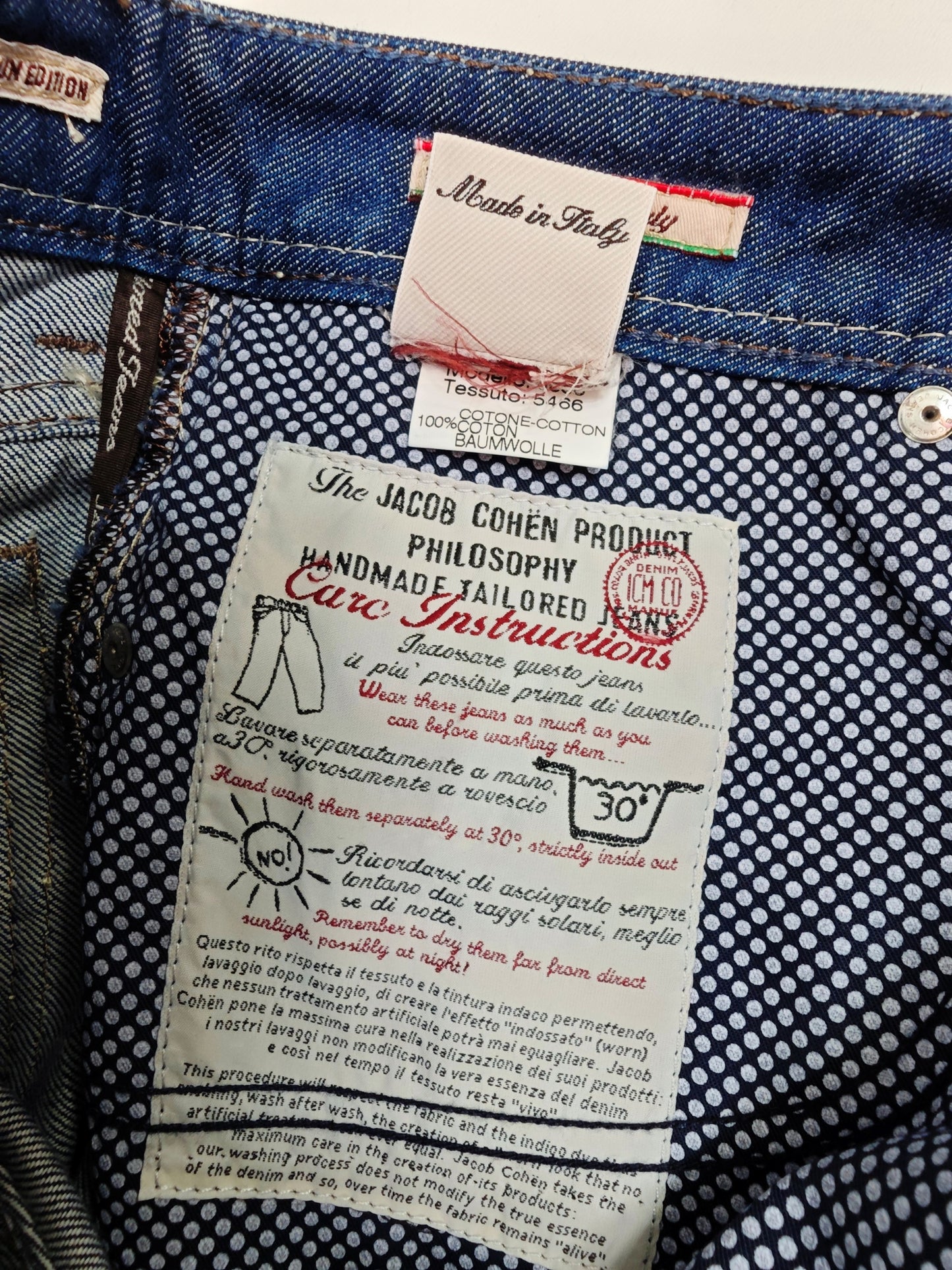 Jacob Cohen 688 Jeans Size 34 fits as 32 or 33