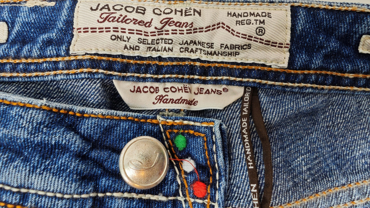 Jacob Cohen 688 Jeans Size 33 fits as 30 or 31