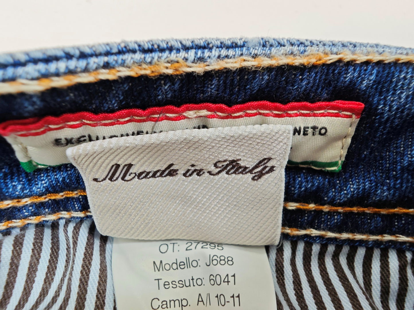 Jacob Cohen 688 Jeans Size 33 fits as 30 or 31