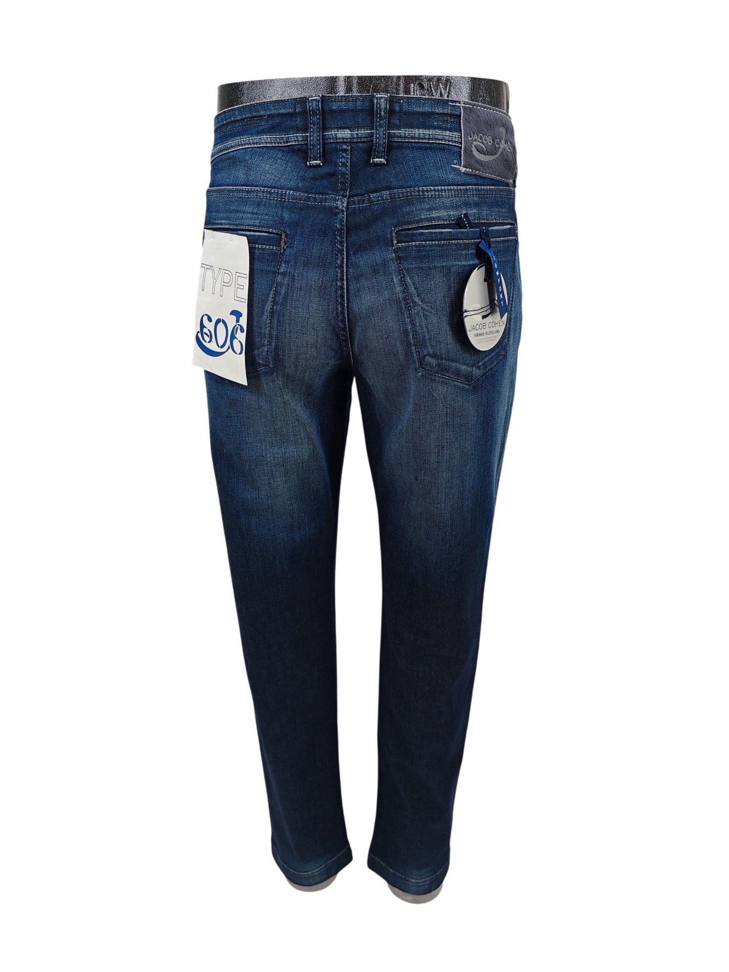 Jacob Cohen 606 Comfort Jeans Size 33 might also fit as 32